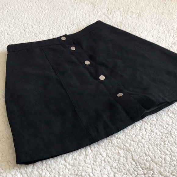 Black Aline Skirt - Picture 2 of 7